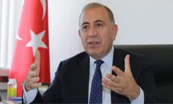 Gürsel Tekin Şok İstifa! CHP Esenyurt Başkan Adaylığı İddiaları Altında Partiyi Bıraktı!
