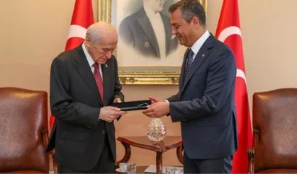 Özgür Özel madde madde saydı: Devlet Bahçeli ile hangi konuları görüştüler?