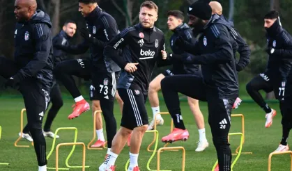 Beşiktaş'ın yeni hocası Ole Gunnar Solskjaer, Ümraniye'deki çalışmalarına başladı!
