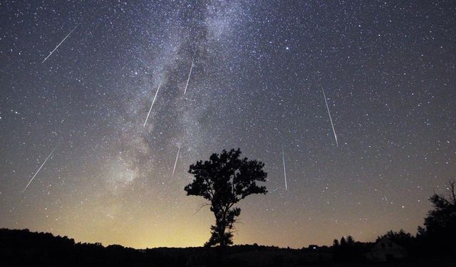 Gökyüzünde Görsel Şölen: Perseid Meteor Yağmuru Ne Zaman ve Nasıl İzlenir?