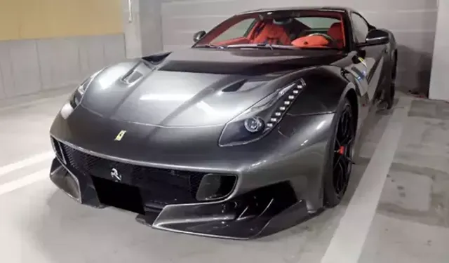 Japonya'da El Konulan Ferrari Rekor Fiyata Satıldı
