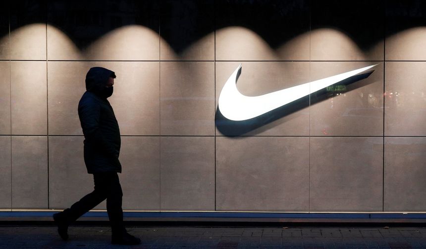 Nike Türkiye’de Online Satışları Askıya Aldı