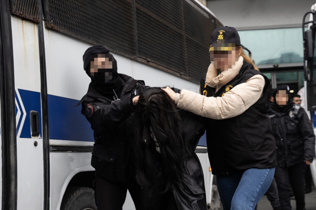 Kucukcekmece De Ak Parti Nin Secim Calismasina 16855062 9937 M