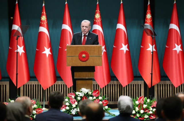 Cumhurbaşkanı Erdoğan Muhalefet, Emeklilerimizin Kafasını Karıştırıyor (2)