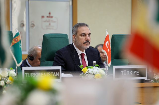 Disisleri Bakani Hakan Fidan Islam Isbirligi 16915800 4460 M