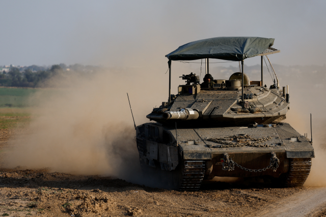 Israil Tanklarinin Namlulari Gazzelilerin Son 17274412 2366 M