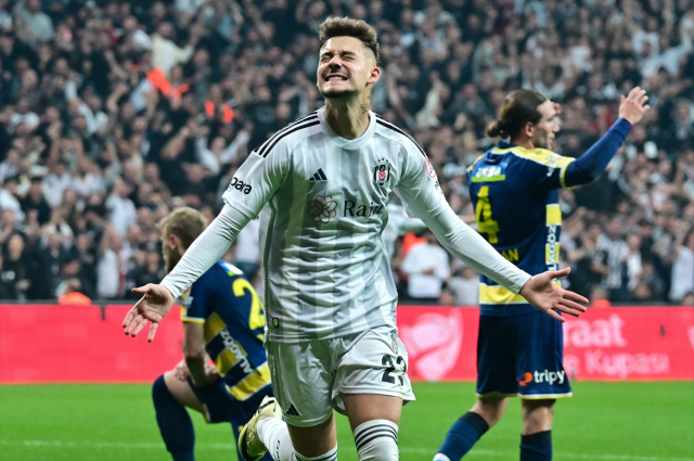 Besiktas Ankaragucu Nu 1 Maglup Ederek Turkiye 17304326 4962 M